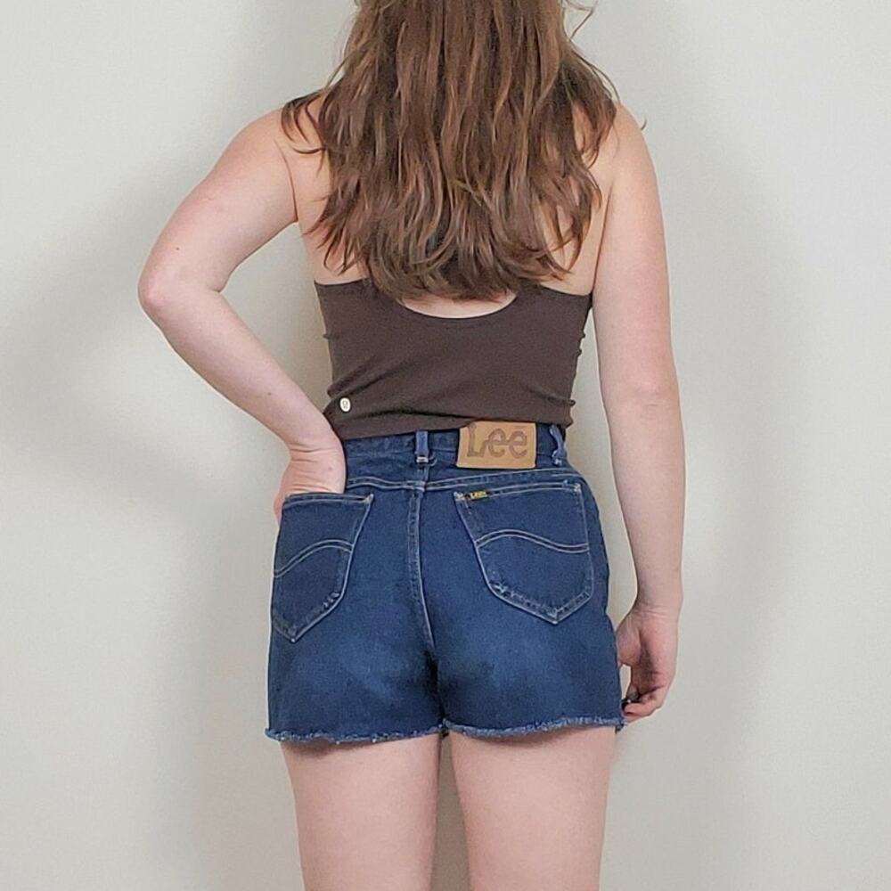 Vintage 70s 80s Lee Mom Jean Shorts Dark Wash 26"